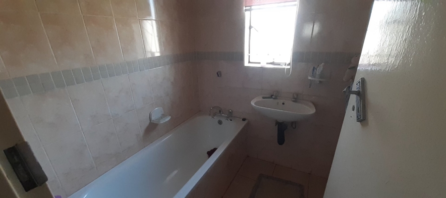 3 Bedroom Property for Sale in Botshabelo Free State
